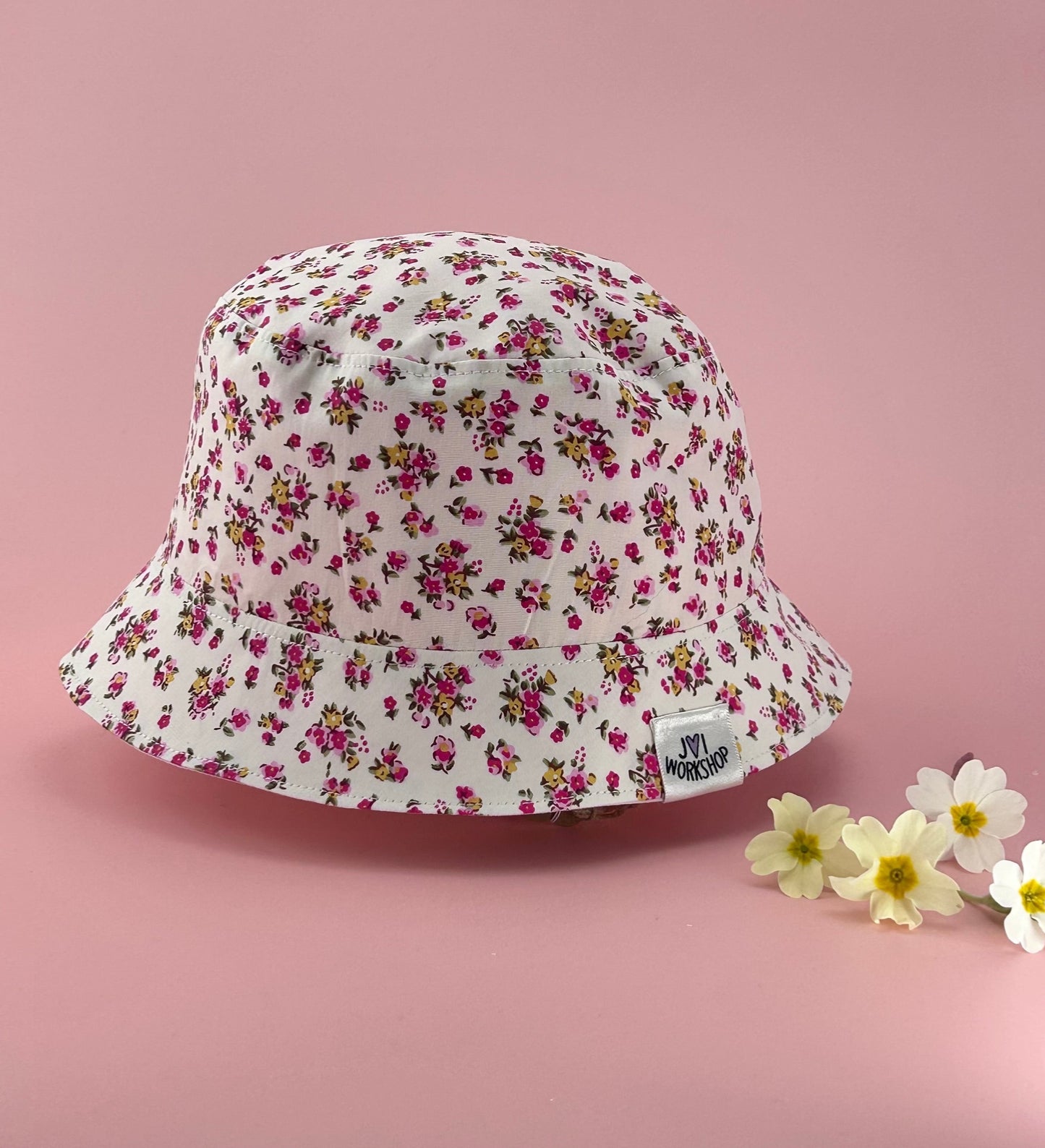 2-3 years - Reversible, floral pink bucket hat (One Only!)