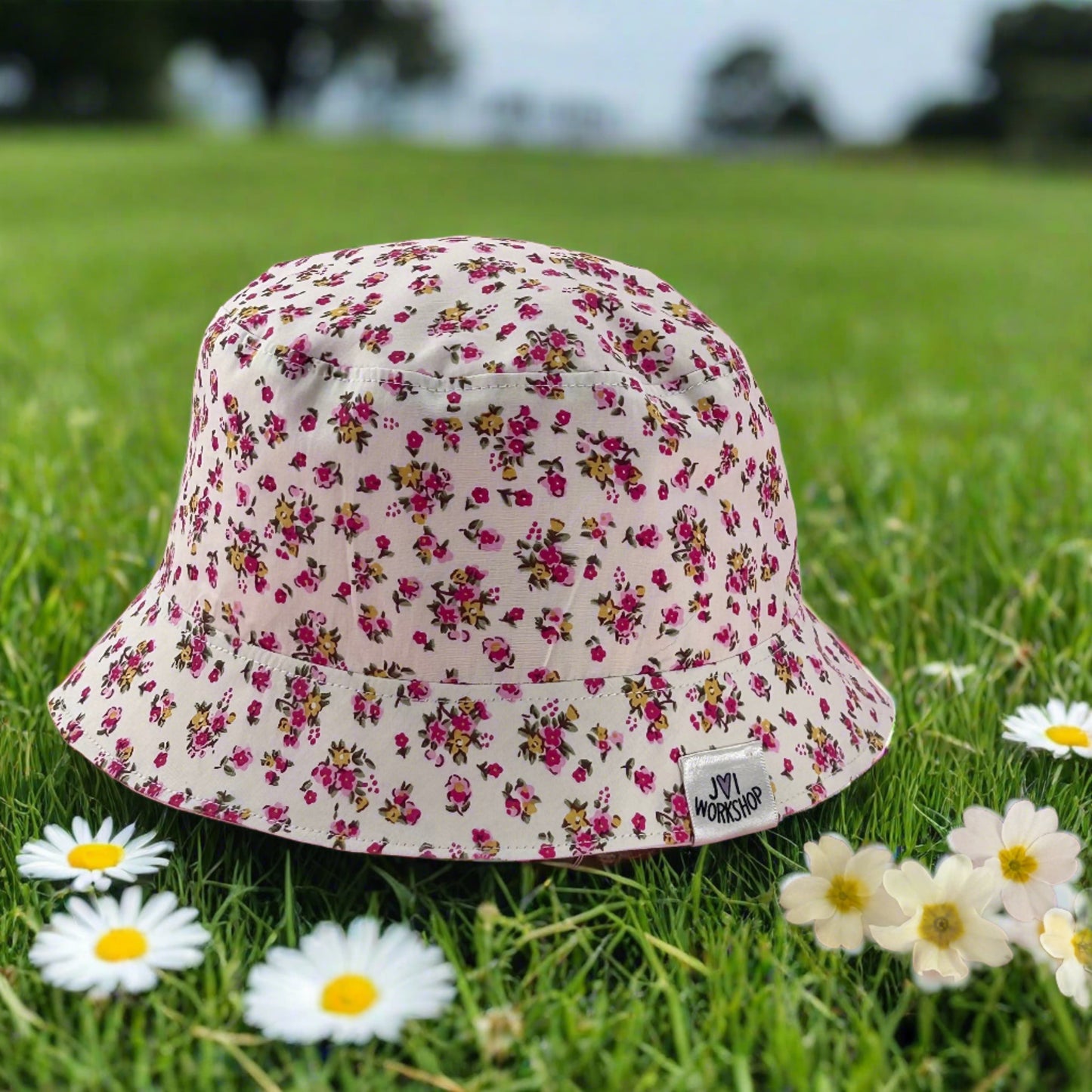 2-3 years - Reversible, floral pink bucket hat (One Only!)