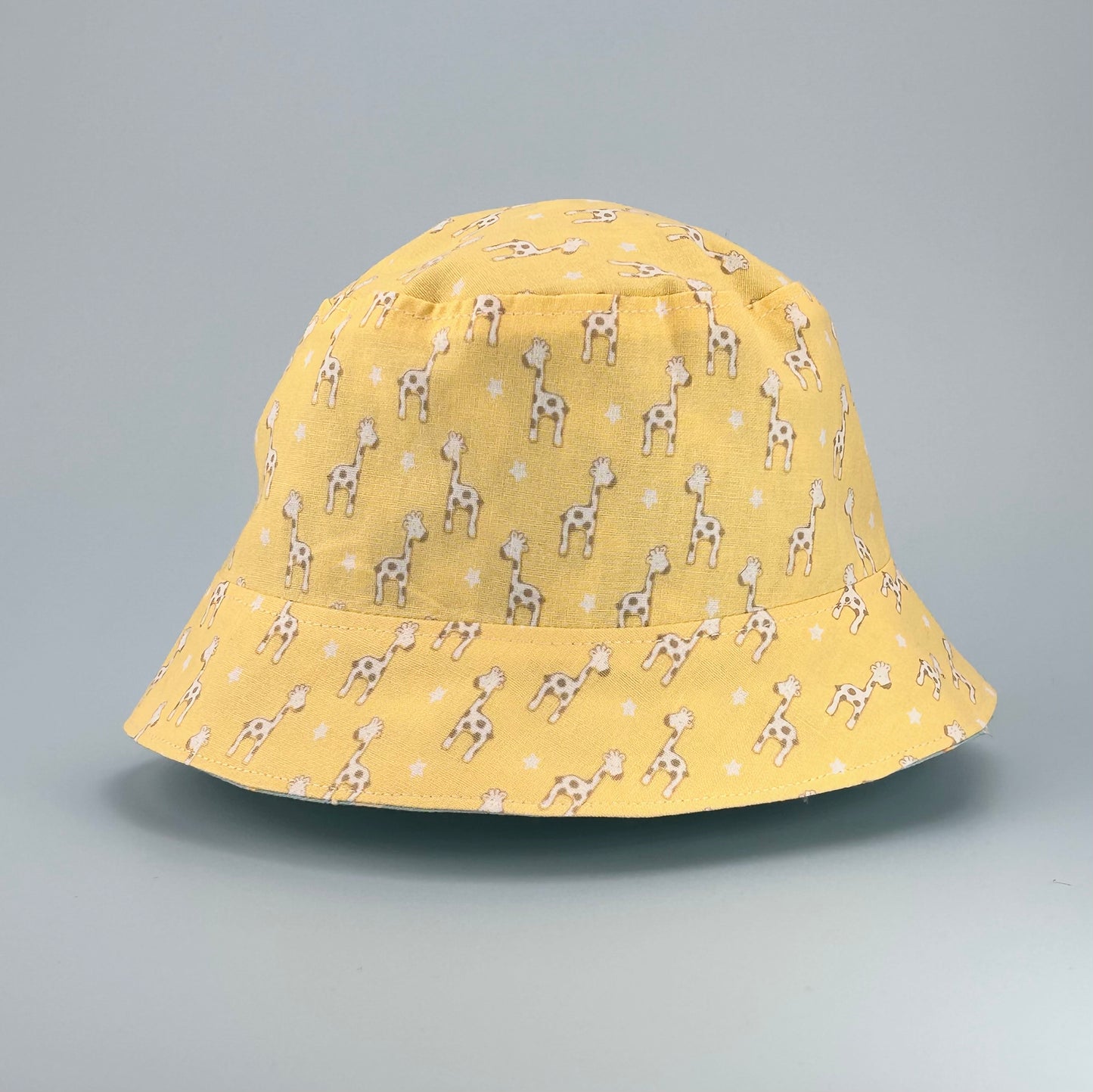 O-6 Months-Reversable, Giraffe Design, Baby Bucket Hat. (One Only!)