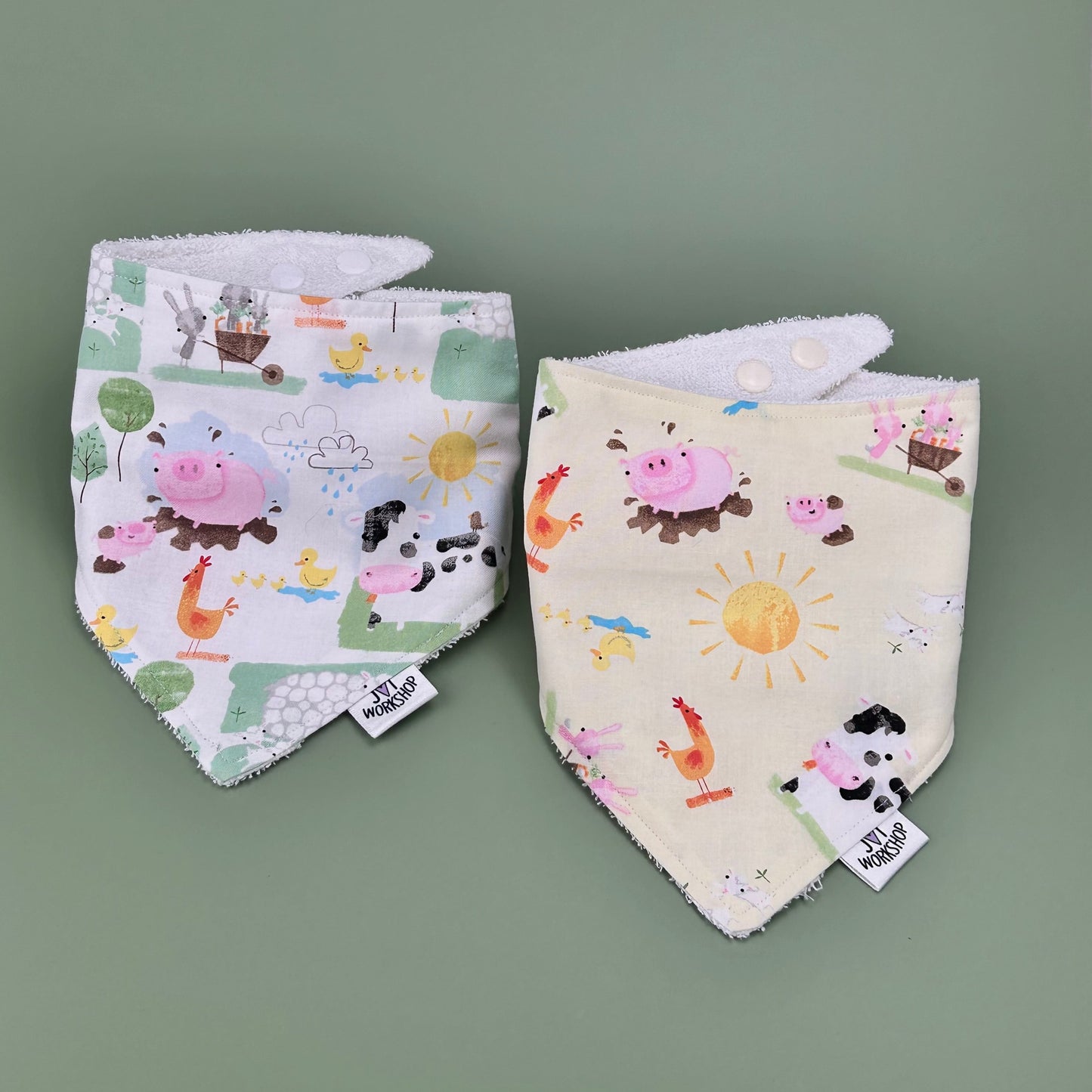 Farm animals, dribble bib & face cloth, baby gift sets