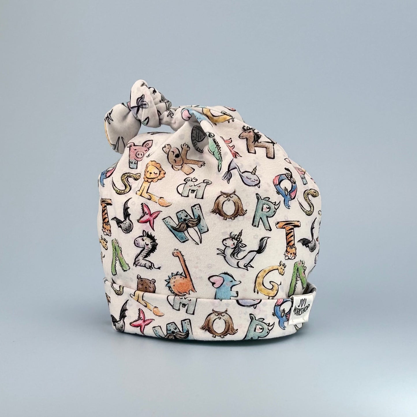 Premie/Tiny - Newborn - 12 months Baby Alphabet animals design knots hat & dribble bibs